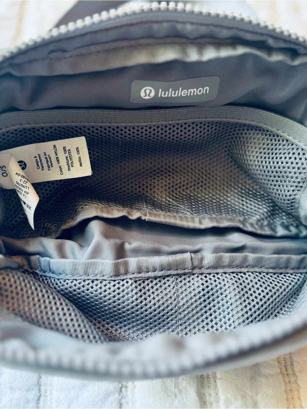 lululemon athletica Gray Crossbody Belt Bag - Picture 3 of 3
